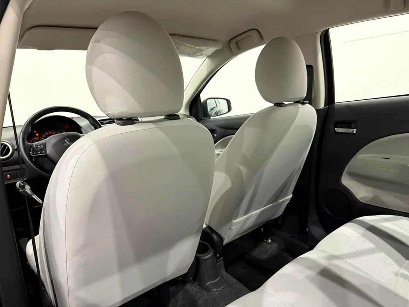 ميتسوبيشي اتراج جي إل إكس GCC / Official Dealer Warranty