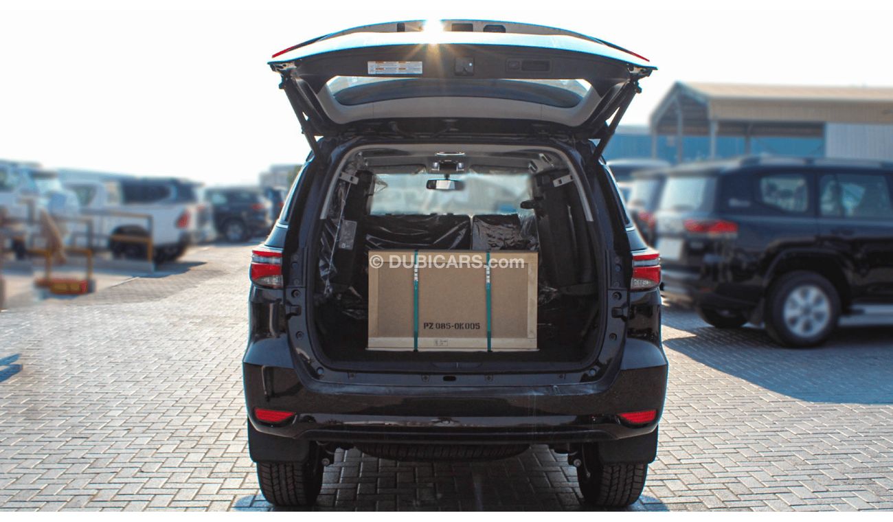 تويوتا فورتونر 2.8L V4 Turbo ABS 3x Airbags AT(EXPORT ONLY)