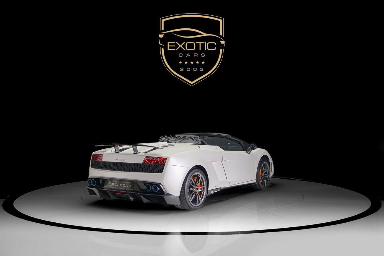 لامبورغيني جاياردو PERFORMANTE SPYDER