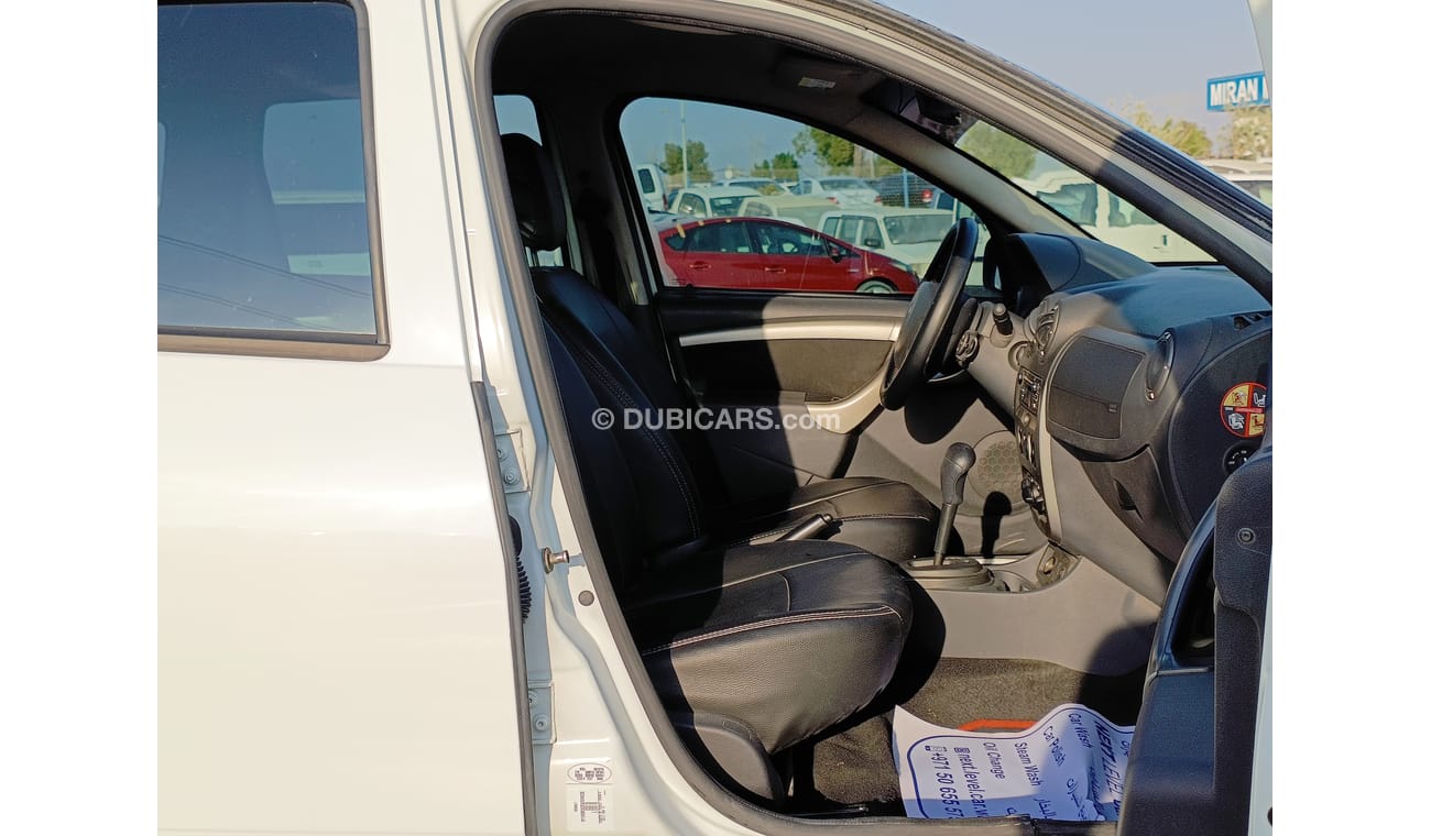 Renault Duster 2.0L Petrol, A/T, Alloy Rims, Rear Parking Sensor (LOT # 504636)