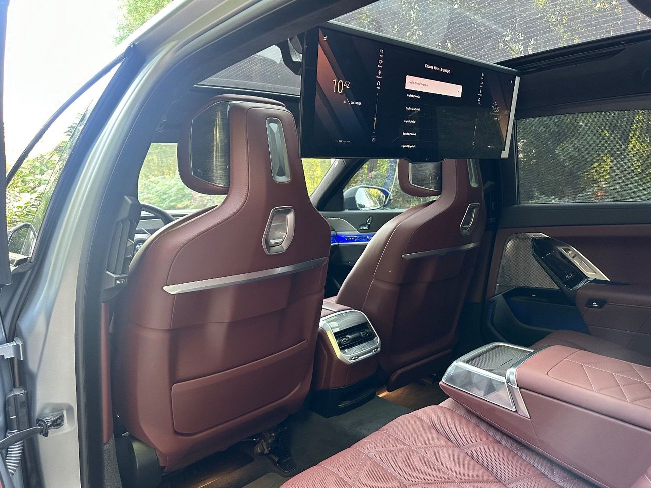 بي أم دبليو 735i 3.0-liter Turbocharged V6 | 286 HP | 2025 | GCC Specs | Warranty & Service | Full Options | Excellen