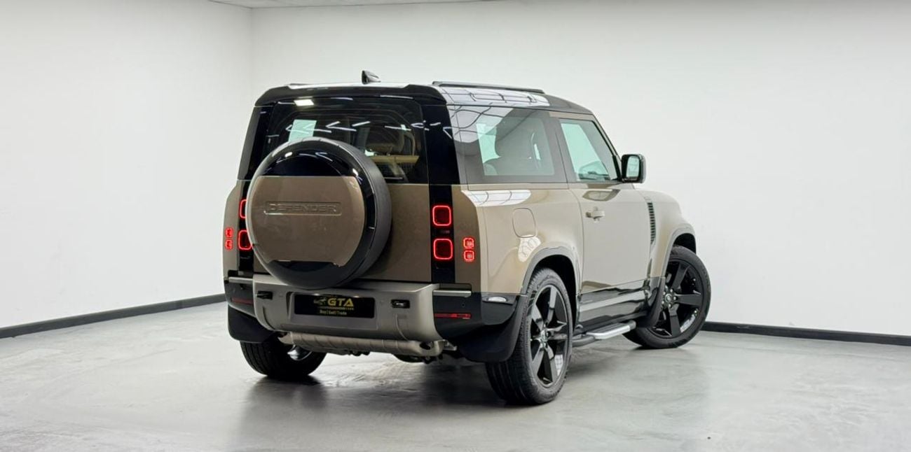 لاند روفر ديفندر 90 X-DYNAMIC HSE P400 2025 Land Rover Defender X Dynamic 90 HSE P400, 2030 LR Warranty + Service Pack, Very Low Km, GCC