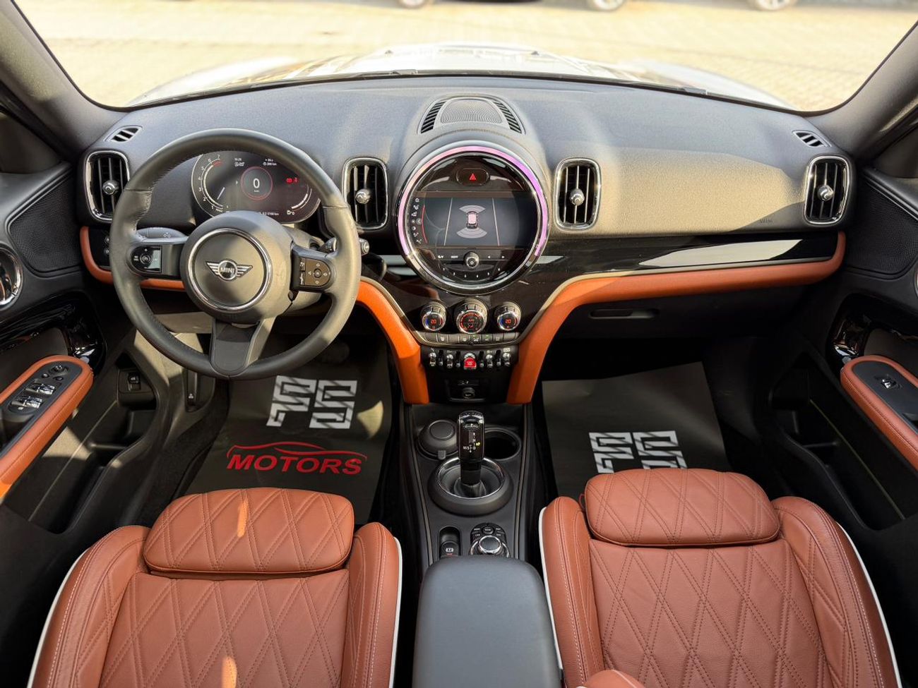 Mini Cooper Countryman Mini Cooper CountryMan / 2023 / GCC / Free Accident / Only 34,000Km