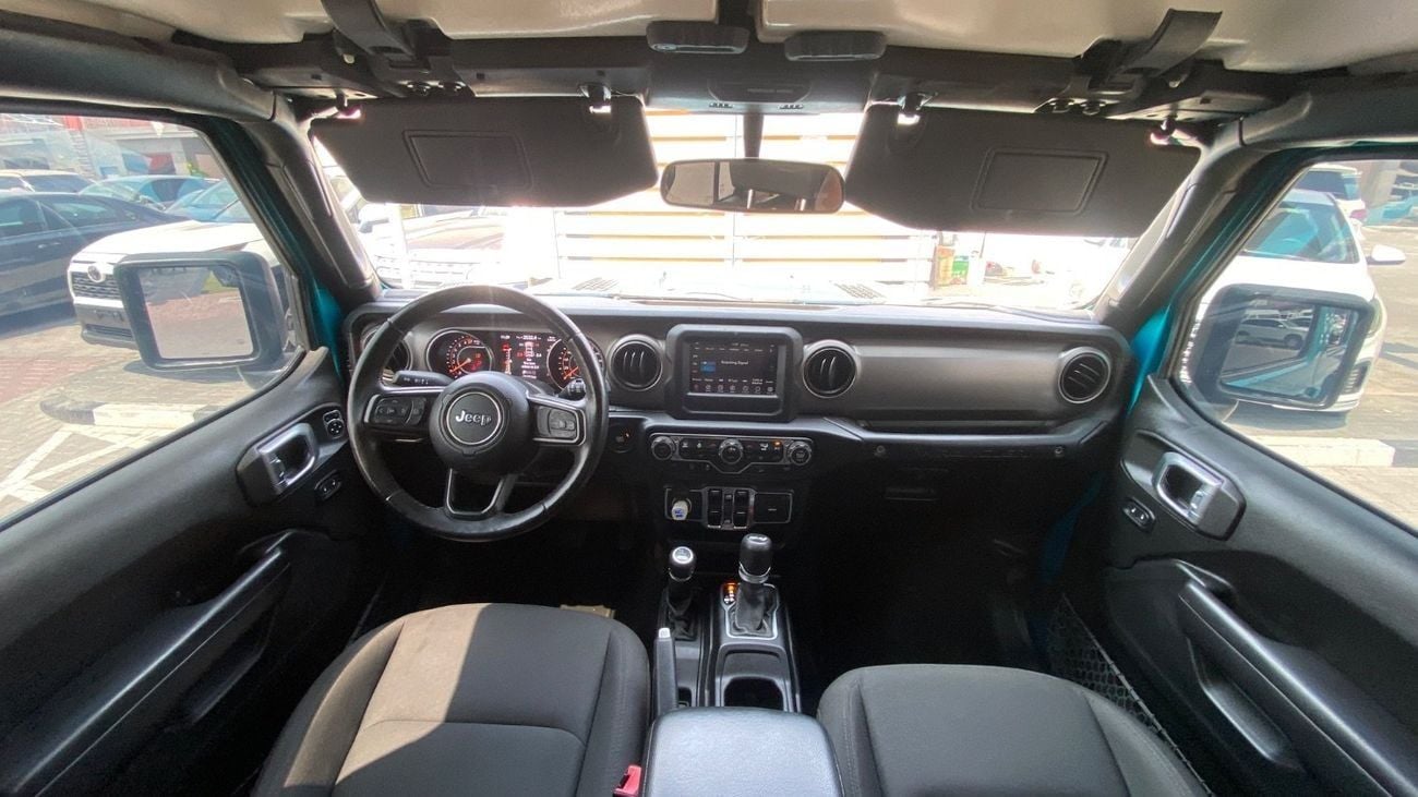 Jeep Wrangler Unlimited Sport 3.6L A/T