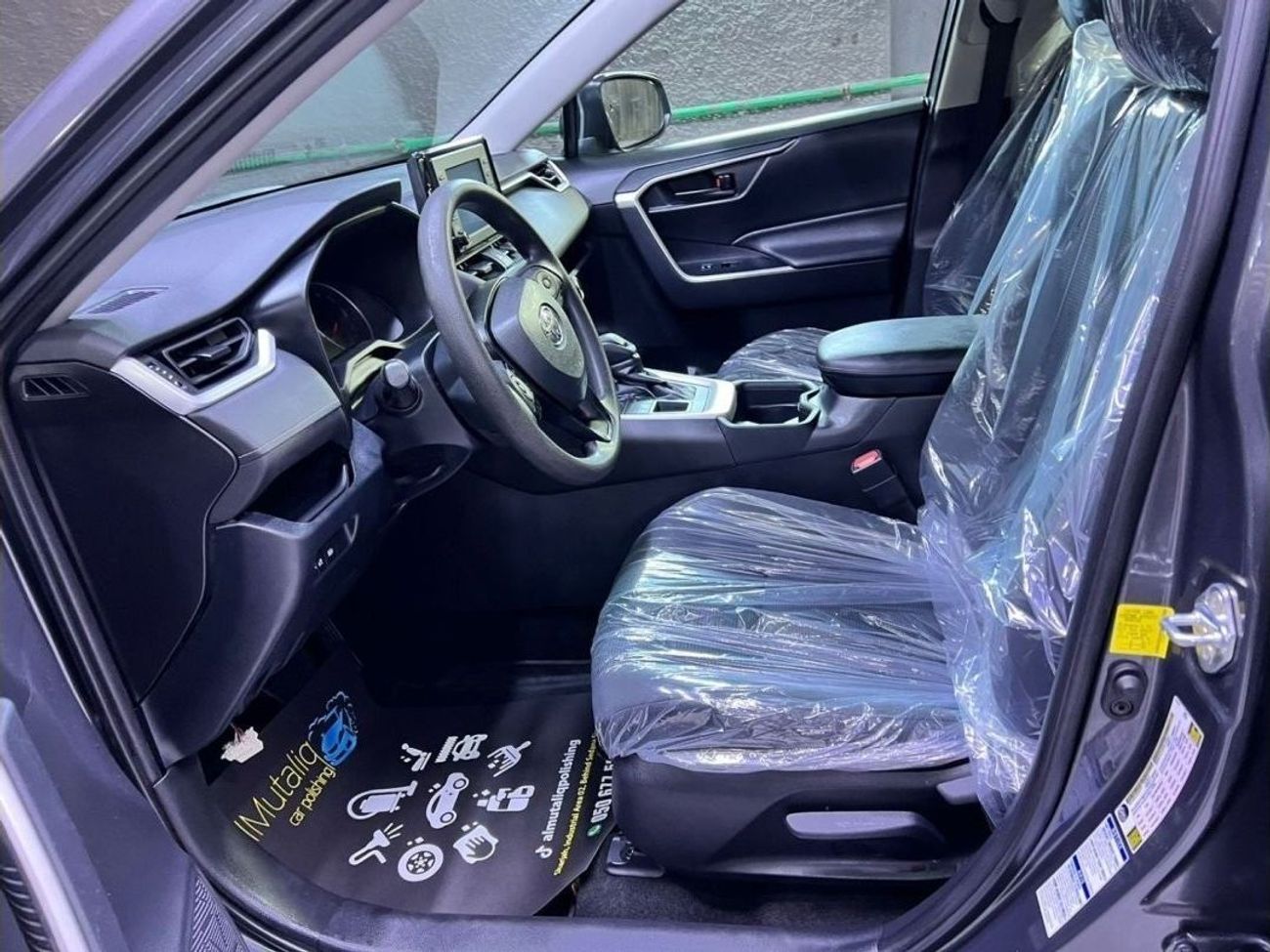 Toyota RAV4 LE Perfect inside and out