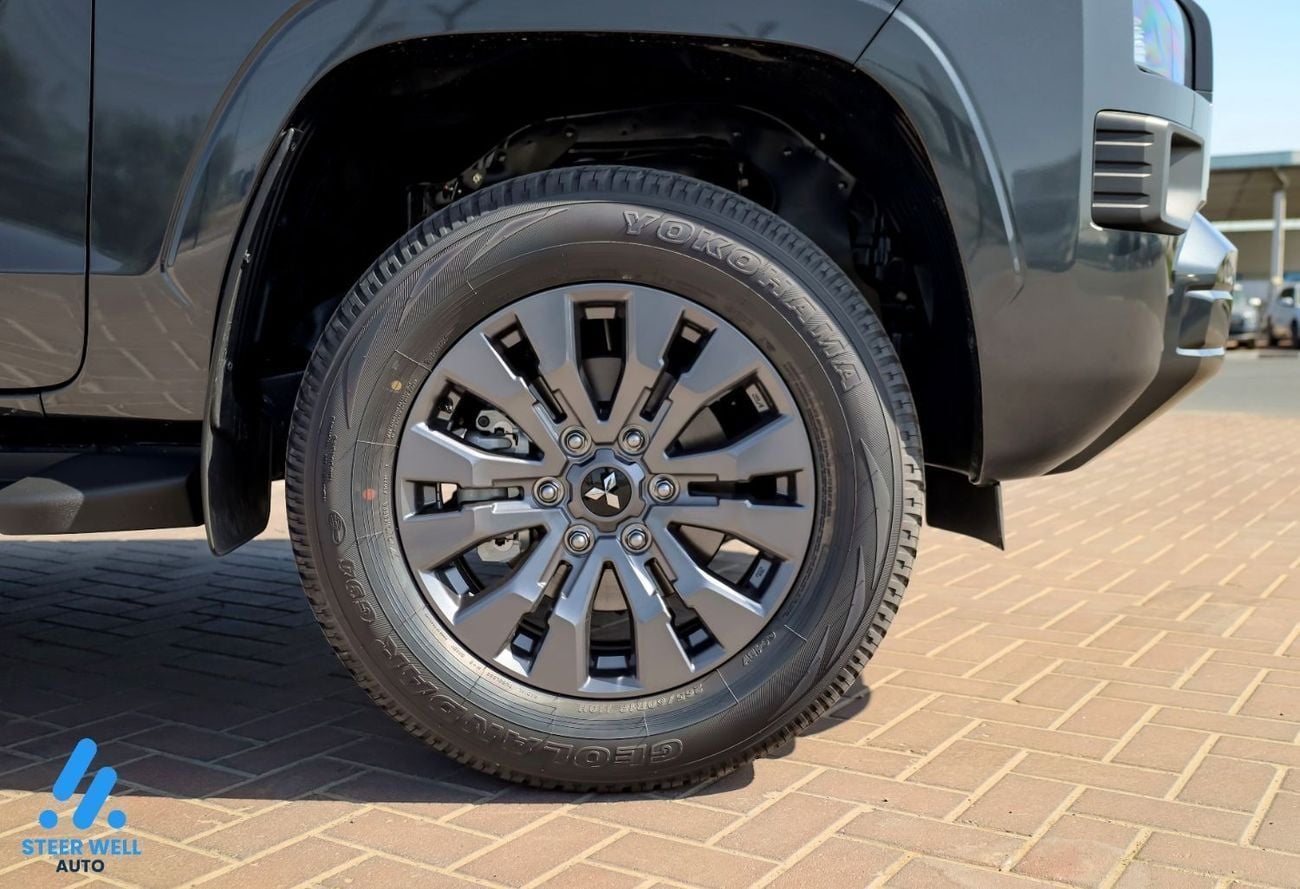 ميتسوبيشي L200 GLS GLX 2.4L Manual Transmission Double Cabin 2.4 liter - Export