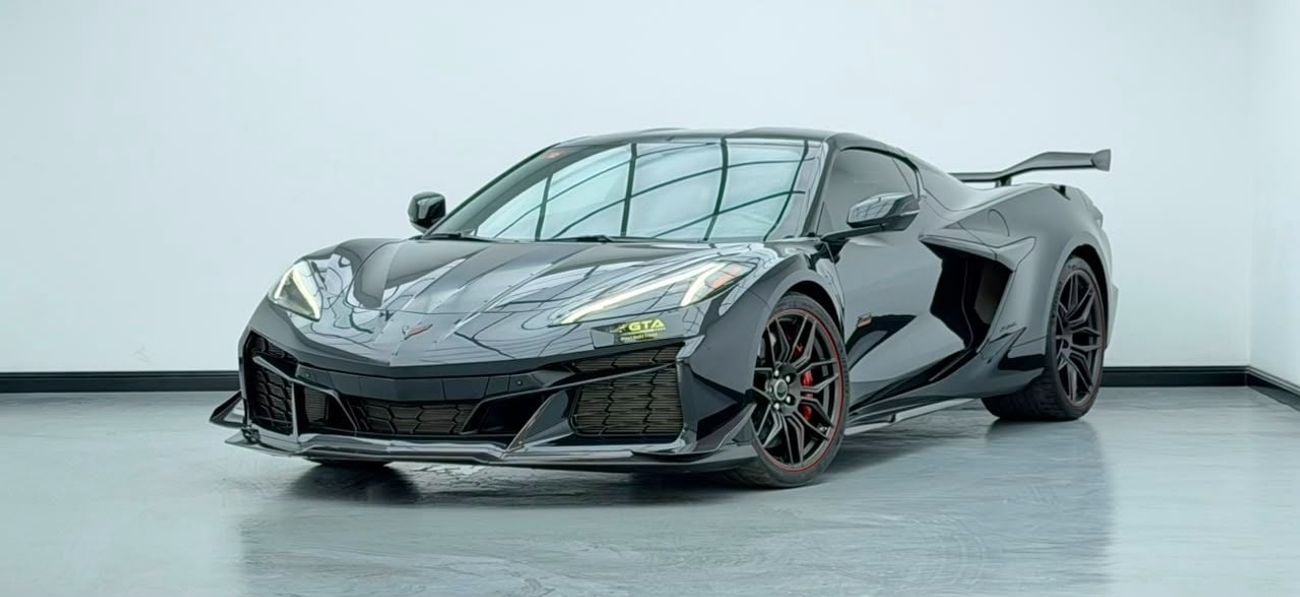 Chevrolet Corvette Z06 3LZ 2023 Chevrolet Corvette 3LZ 70th Anniversary Edition, Z07 Performance Pack, 1 Year Warranty, GCC