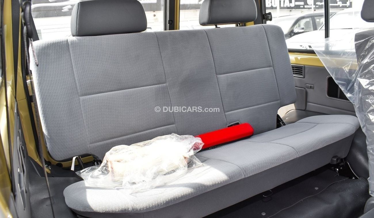 Toyota Land Cruiser 70 4.0L V6 Petrol