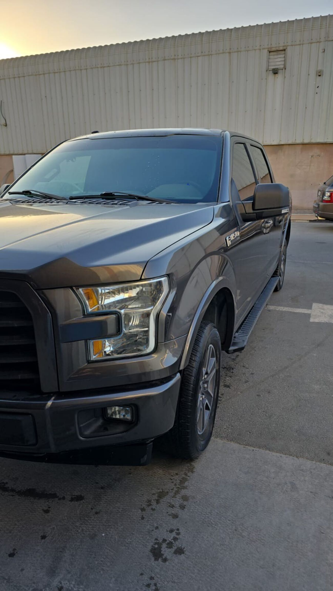Ford F 150 XLT Sport Pack Super Cab 5.0L (396 HP) LOWEST MILEAGE ANYWHERE !!!