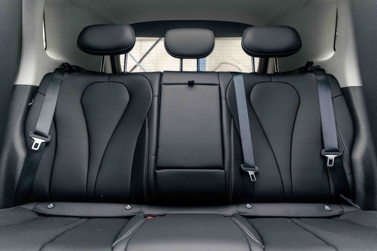 BYD Sealion 05 Intelligent Navigation - Warm Sun White Inside Black | Export Only