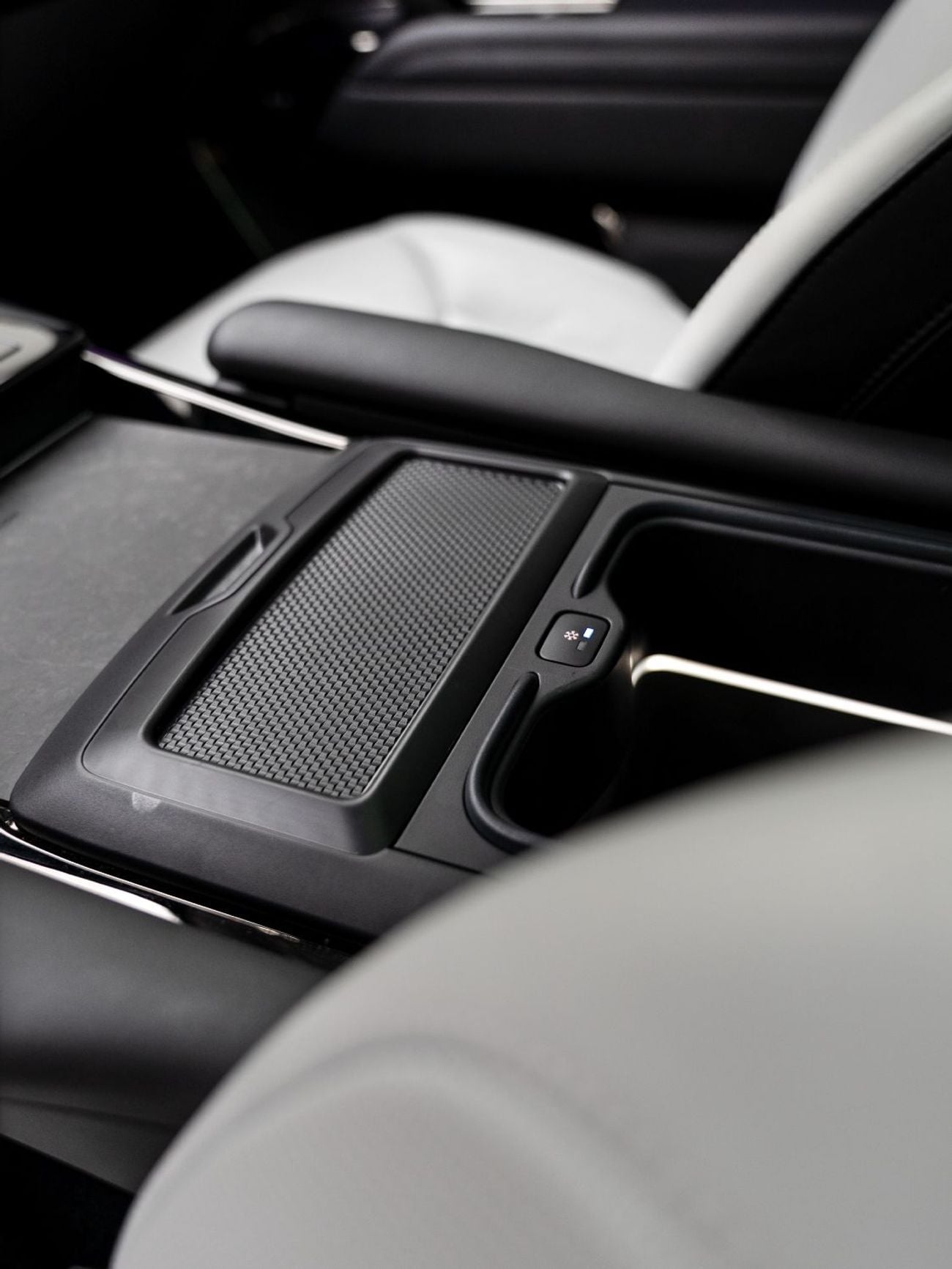 Land Rover Range Rover Sport FIRST EDITION