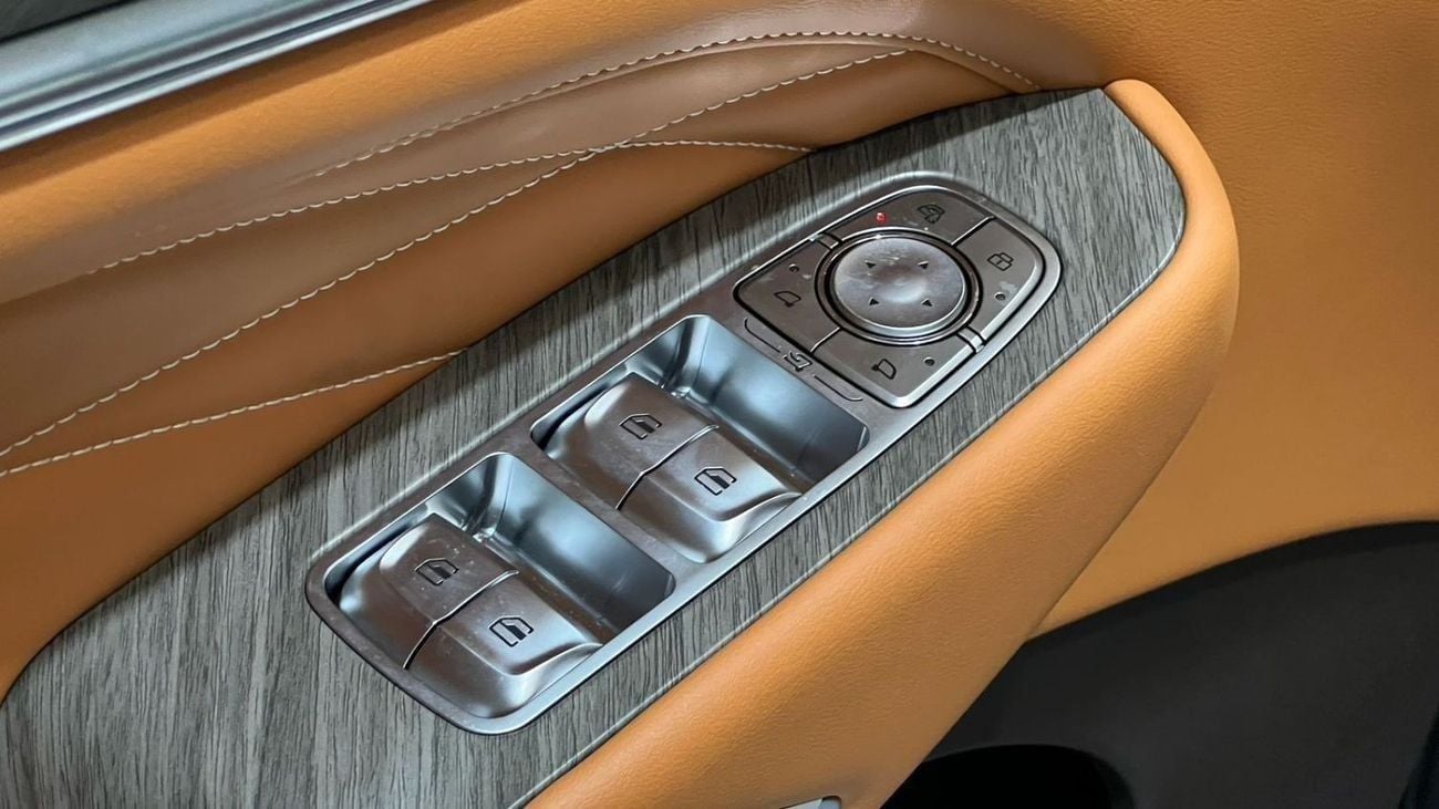 Tank 500 Prestige 3.0T TANK 500 7 Seater 2024