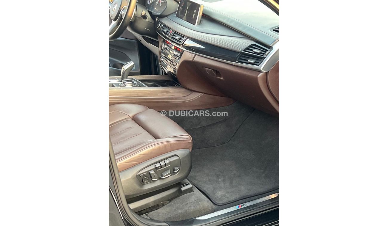 BMW X5 50i Luxury
