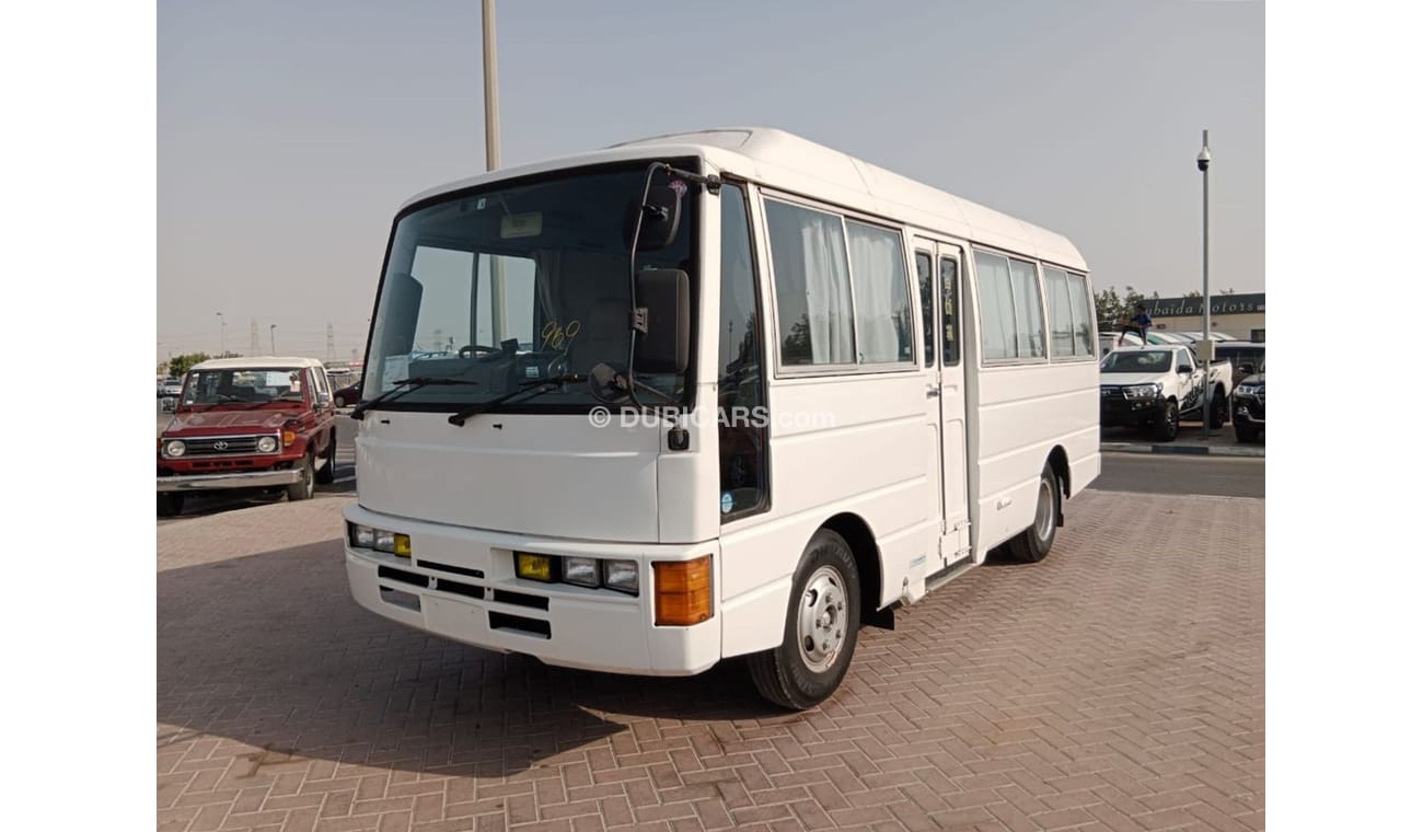 Nissan Civilian NISSAN CIVILIAN BUS RIGHT HAND DRIVE (PM1261)