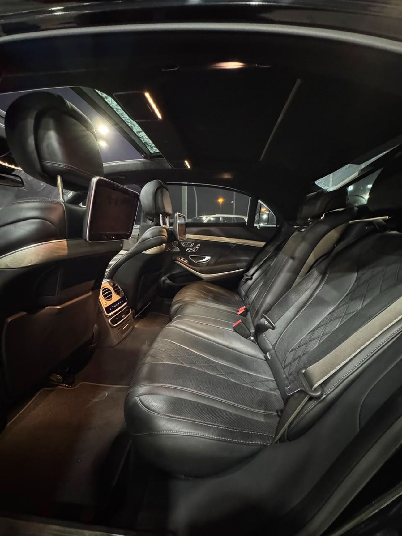 مرسيدس بنز S 550