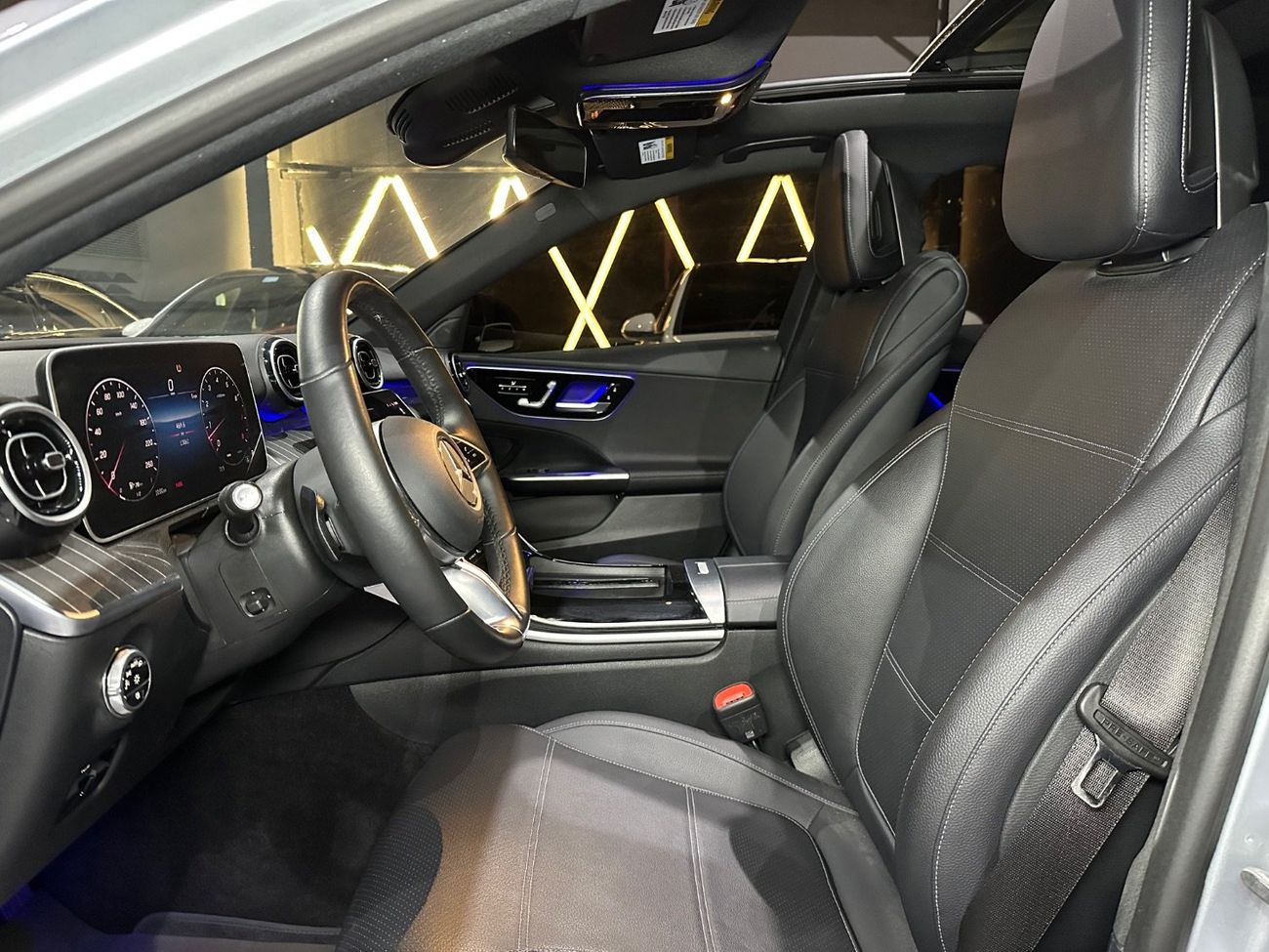 Mercedes-Benz C 300 Base MERCEDES-BENZ C300 | 2025 | FULL OPTIONS | VERY GOOD CONDITIONS