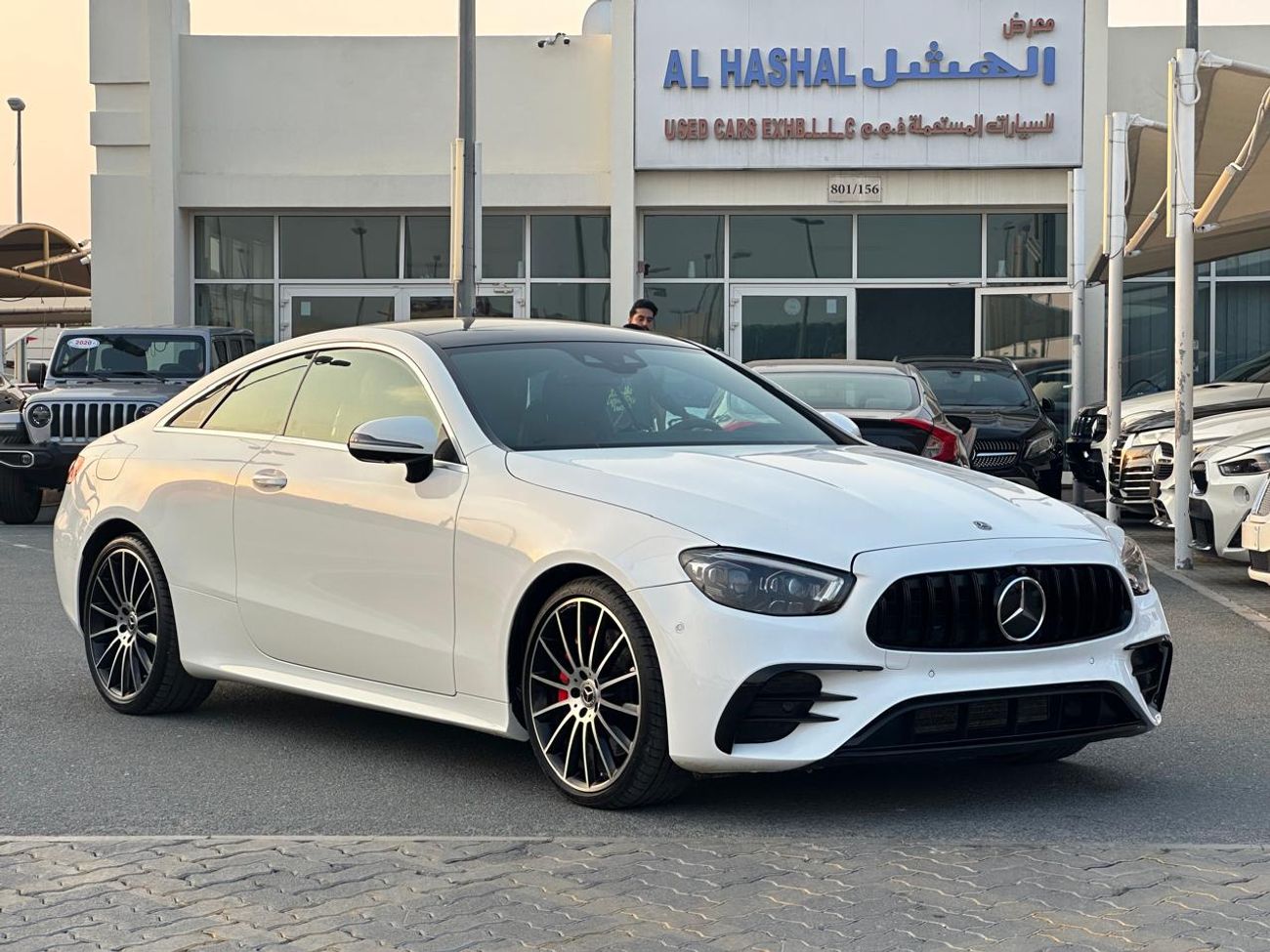 مرسيدس بنز E300 كوبي Mercedes E300_GCC_2019_Excellent Condition _Full option