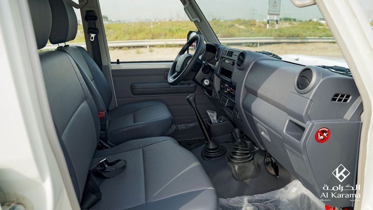 تويوتا لاند كروزر 70 LC76 - LX 4.2L Diesel Engine | Manual 4x4 Transmission | Diff Lock | 5 Door | 9+ Seating