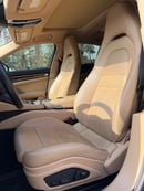 Porsche Panamera 4 E HYBRID PLATINUM EDITION