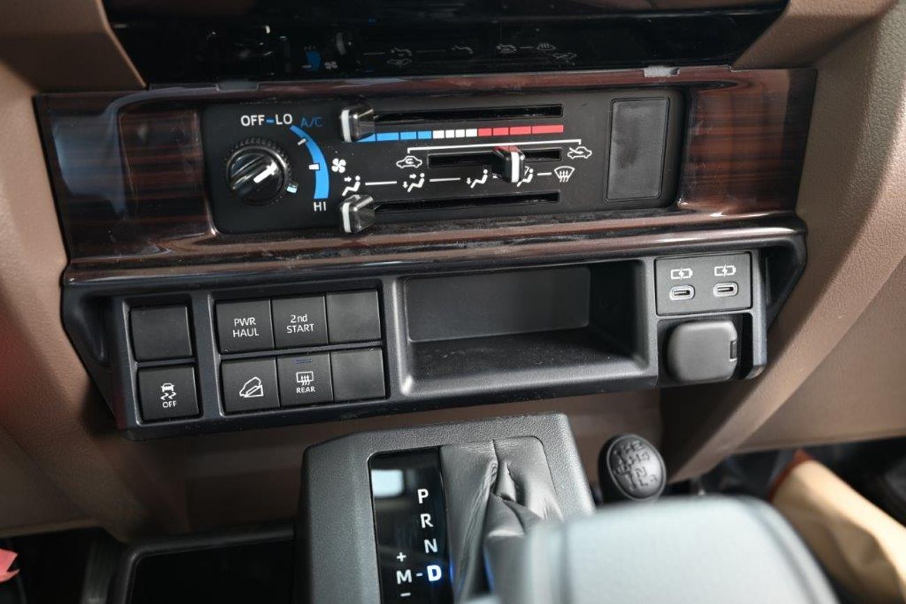 تويوتا لاند كروزر 70 2025 MODEL TOYOTA  LAND CRUISER 71 HARDTOP SHORT WHEEL BASE S-DLX 2.8L DIESEL 4WD AUTOMATIC -EURO 5