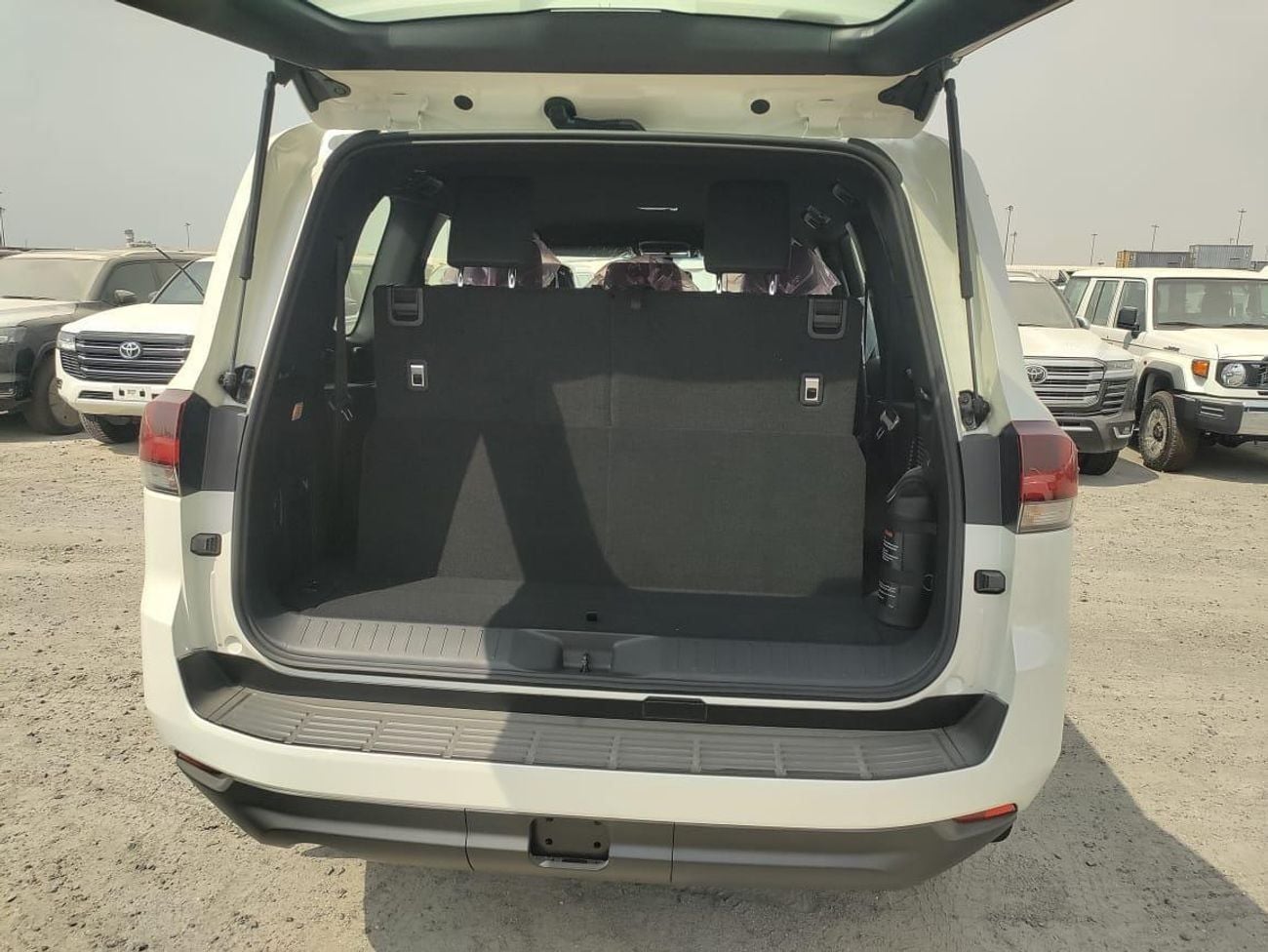 تويوتا لاند كروزر GXR Toyota Land Cruiser 4.0 2025 basic options