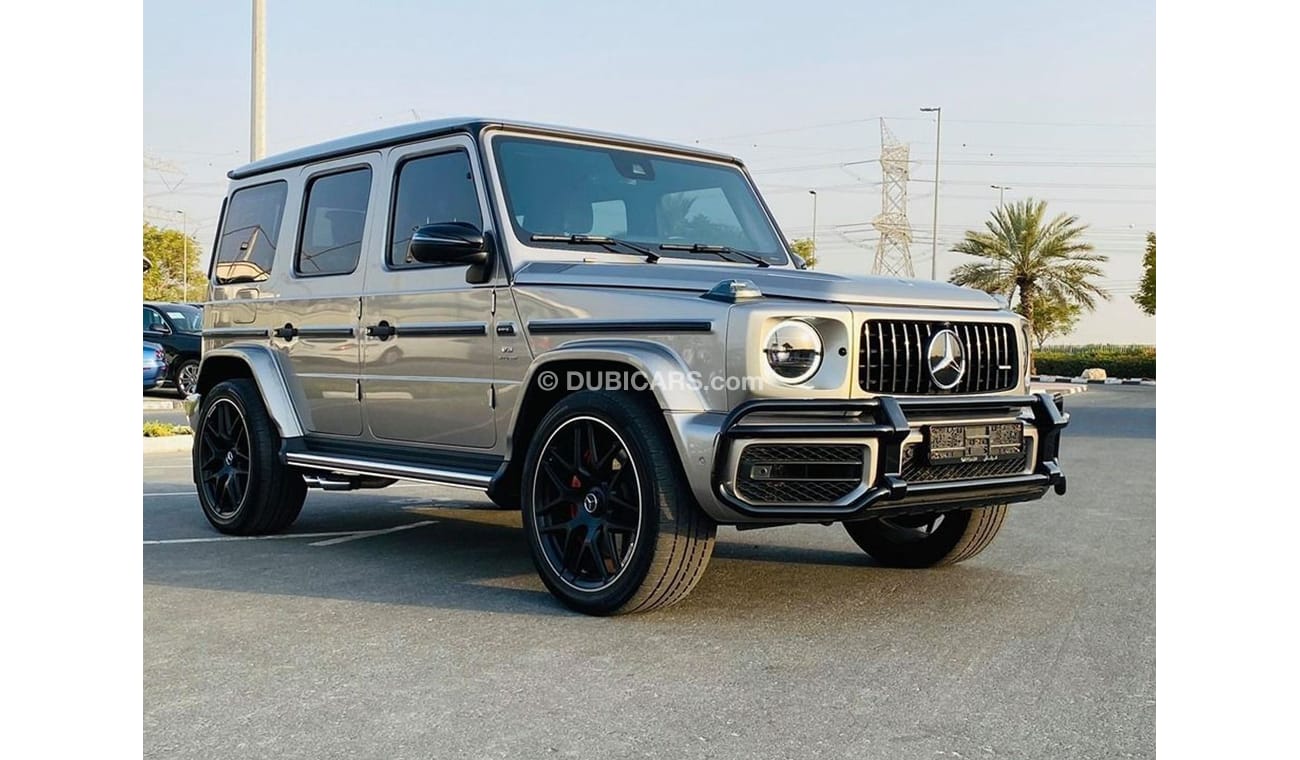 Mercedes-Benz G 63 AMG Rose Gold Gray