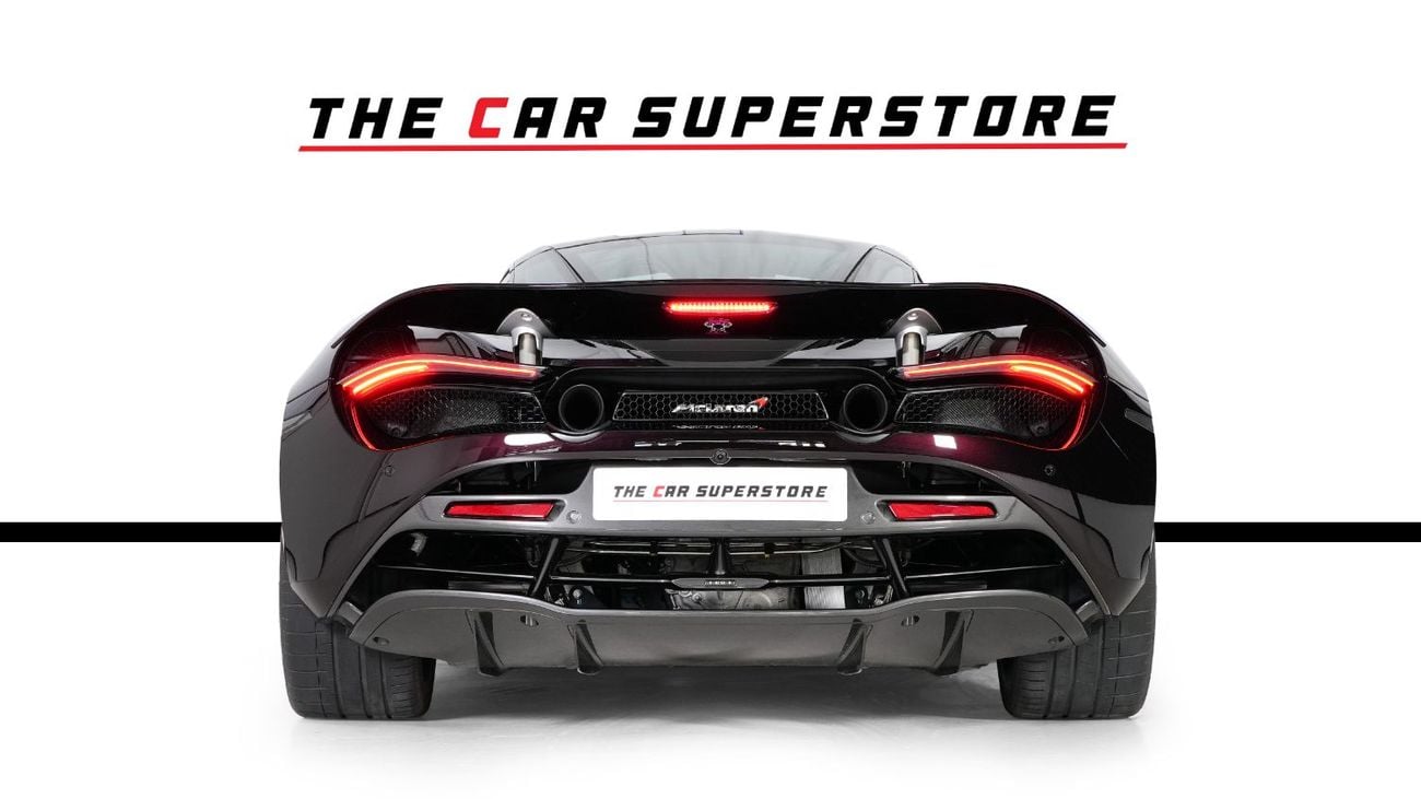 McLaren 720S PERFORMANCE Launch Edition-MSO Premium Color-Full Service History Mclaren Dubai-Bespoke Order