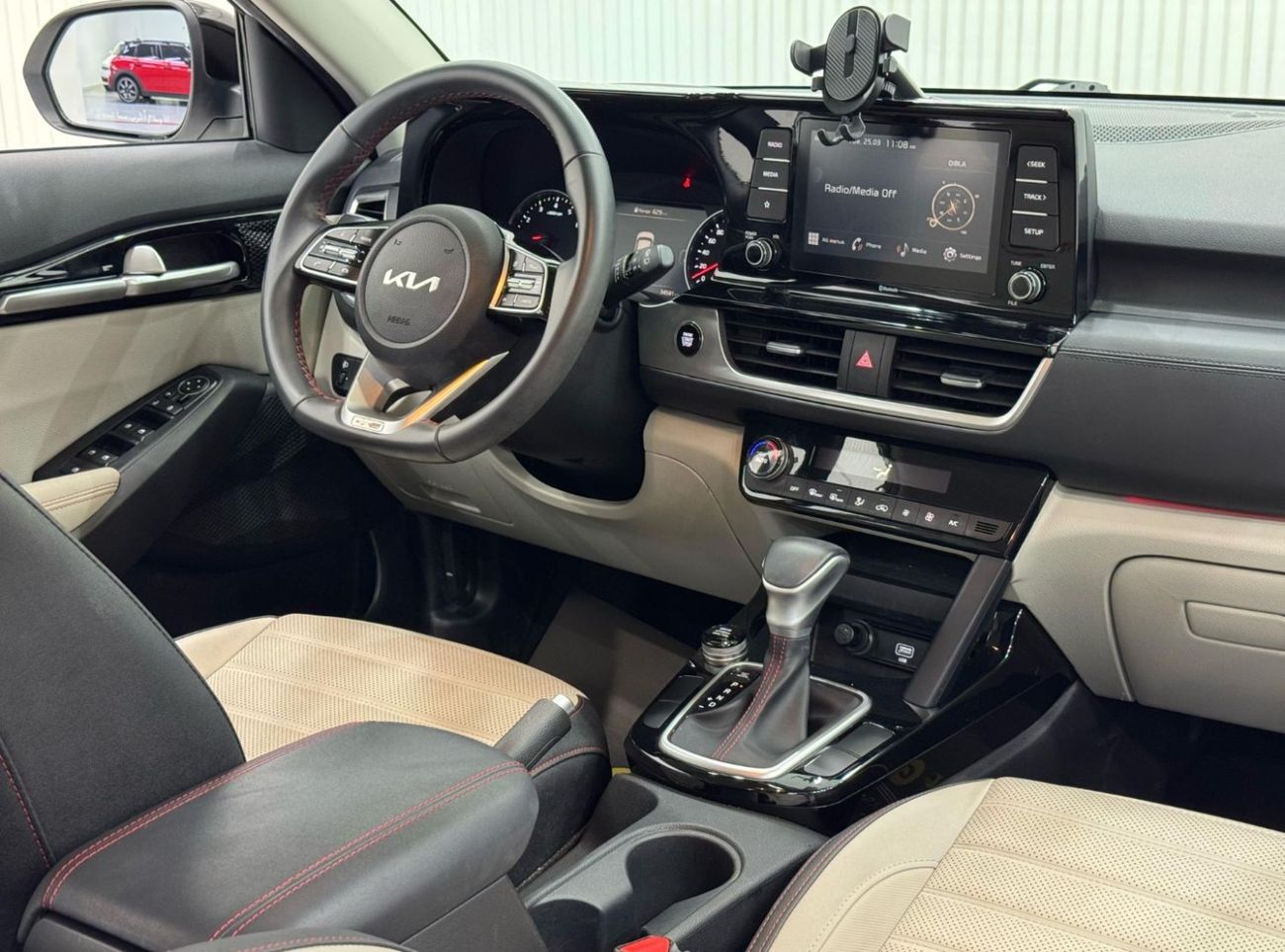 Kia Seltos GT Line 1.6L 2023 KIA Seltos GT Line, 2028 KIA Warranty, 2027 KIA Service Pack, Low Kms, GCC