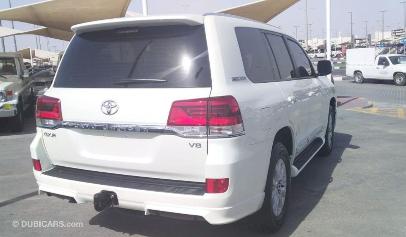 Toyota Land Cruiser Toyota Land Cruiser GX-R V8 2017 GCC