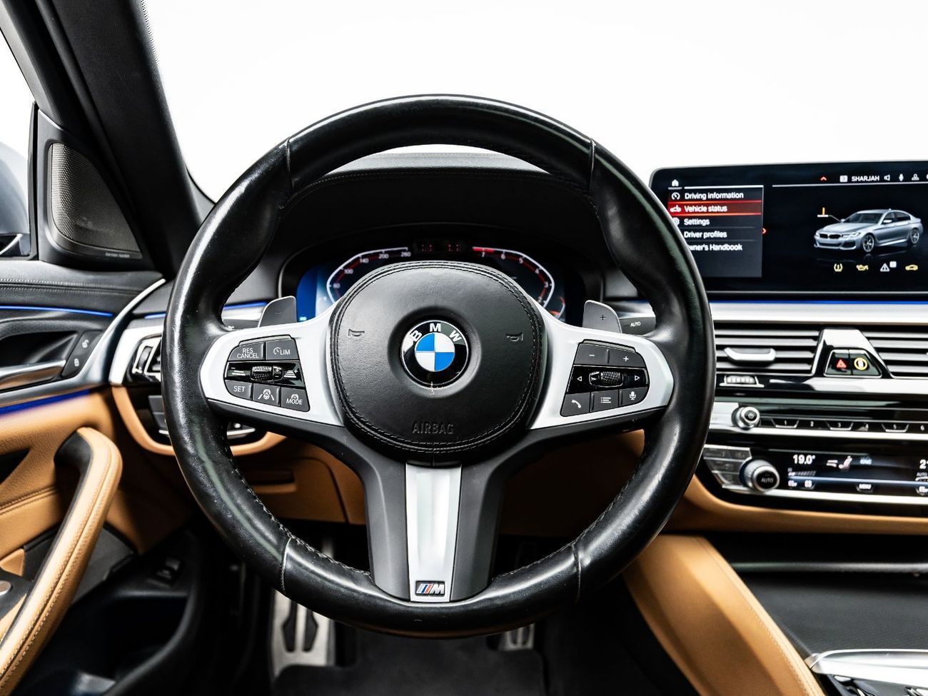 بي أم دبليو 540i 2023 BMW 540i, 2028 BMW Warranty + Service Contract, Low KMs, GCC