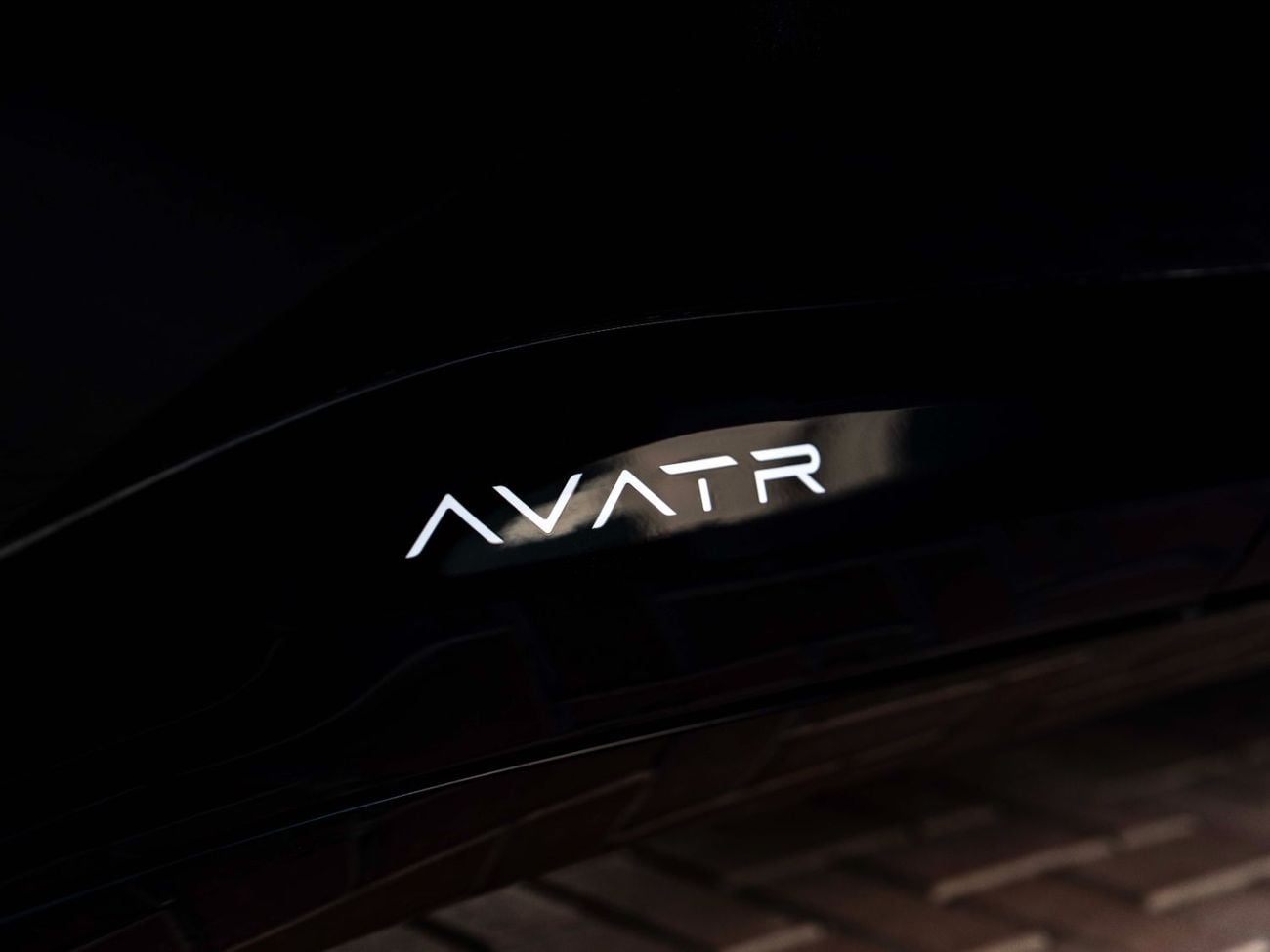 أفاتر 11 Performance AWD