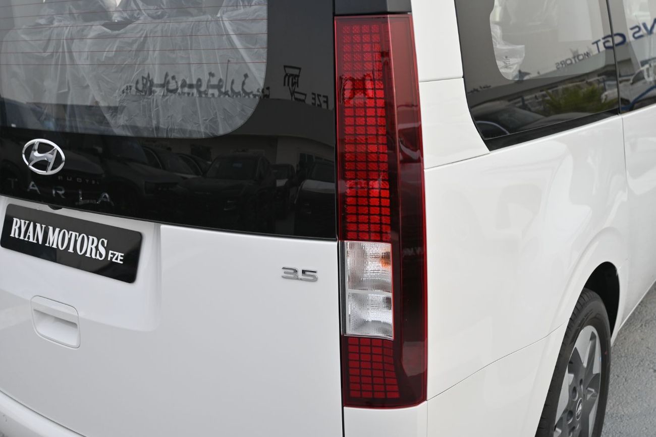 Hyundai Staria Hyundai Staria 3.5L Petrol, Van 9 Seats, Color White, Model 2024