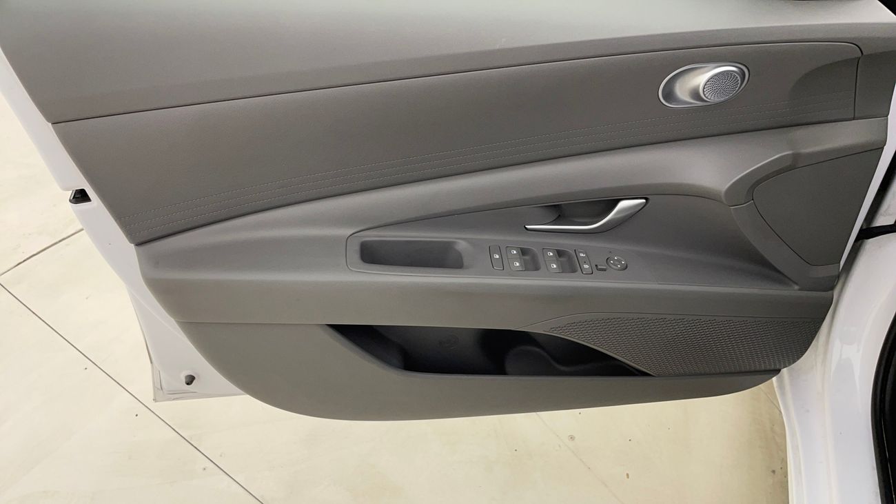 Hyundai Elantra SMART 1.6 | Zero Down Payment | Home Test Drive