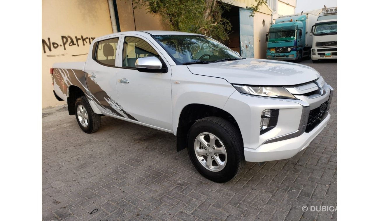 Mitsubishi L200 Full option clean car