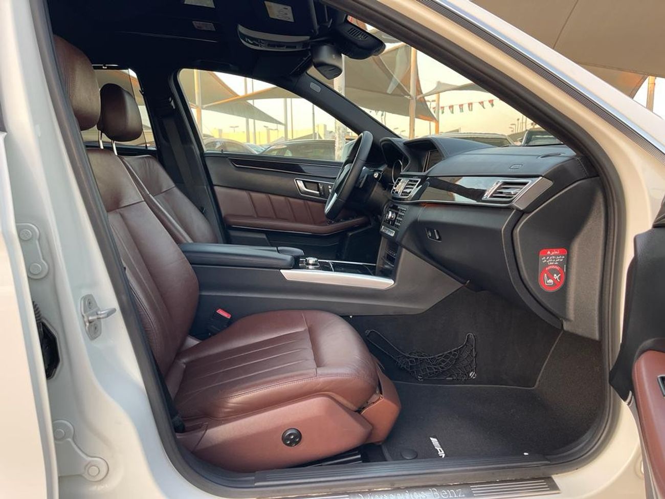 Mercedes-Benz E300 Mercedes E300 AMG_GCC_2015_Excellent Condition _Full option