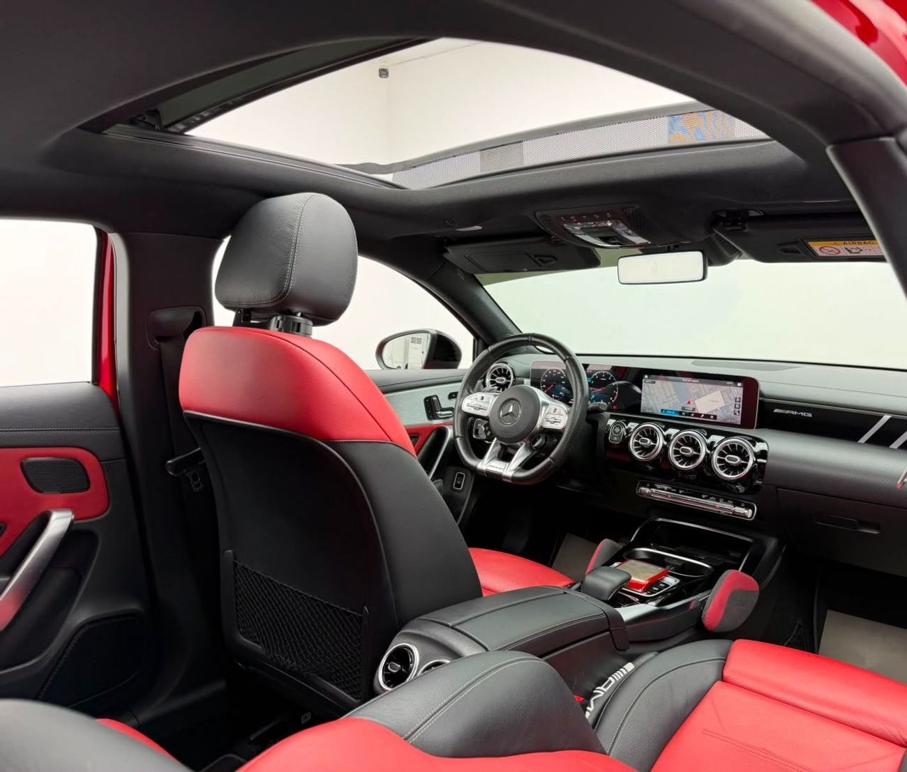 Mercedes Benz A35 AMG 4MATIC
