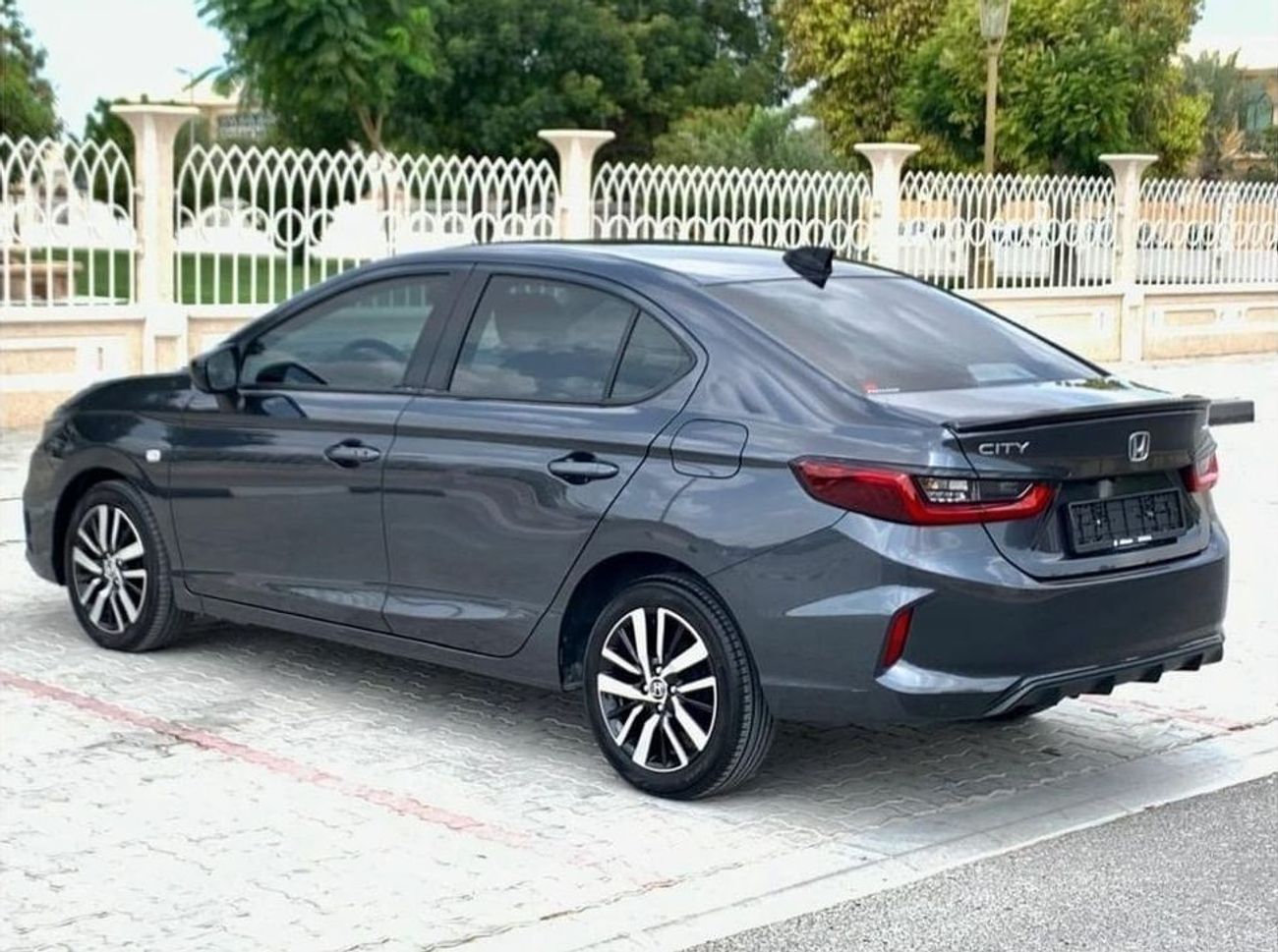 هوندا سيتي HONDA CITY SPORTS 2023(1.5L) FULL OPTION