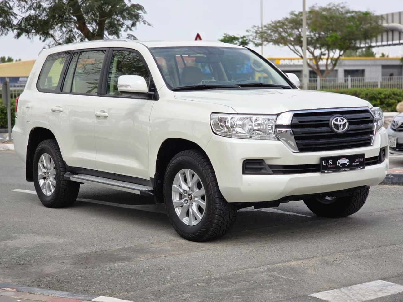 Toyota Land Cruiser EXR 4.0L 2021 GCC LOW MILEAGE IN MINT CONDITION