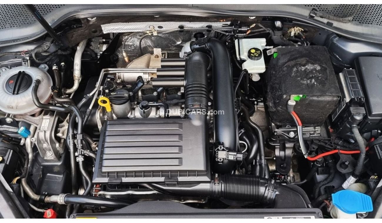 Volkswagen Golf TSI-2015-GCC-FULL OPTION-EXCELLENT CONDITION-VAT INCLUSIVE-BANK FINANCE AVILABLE