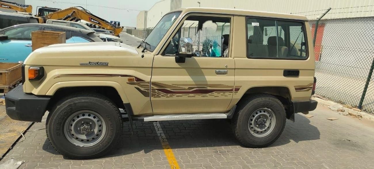 Toyota Land Cruiser 70 Toyota LC71 2.8 AT mid option Saudi 2024
