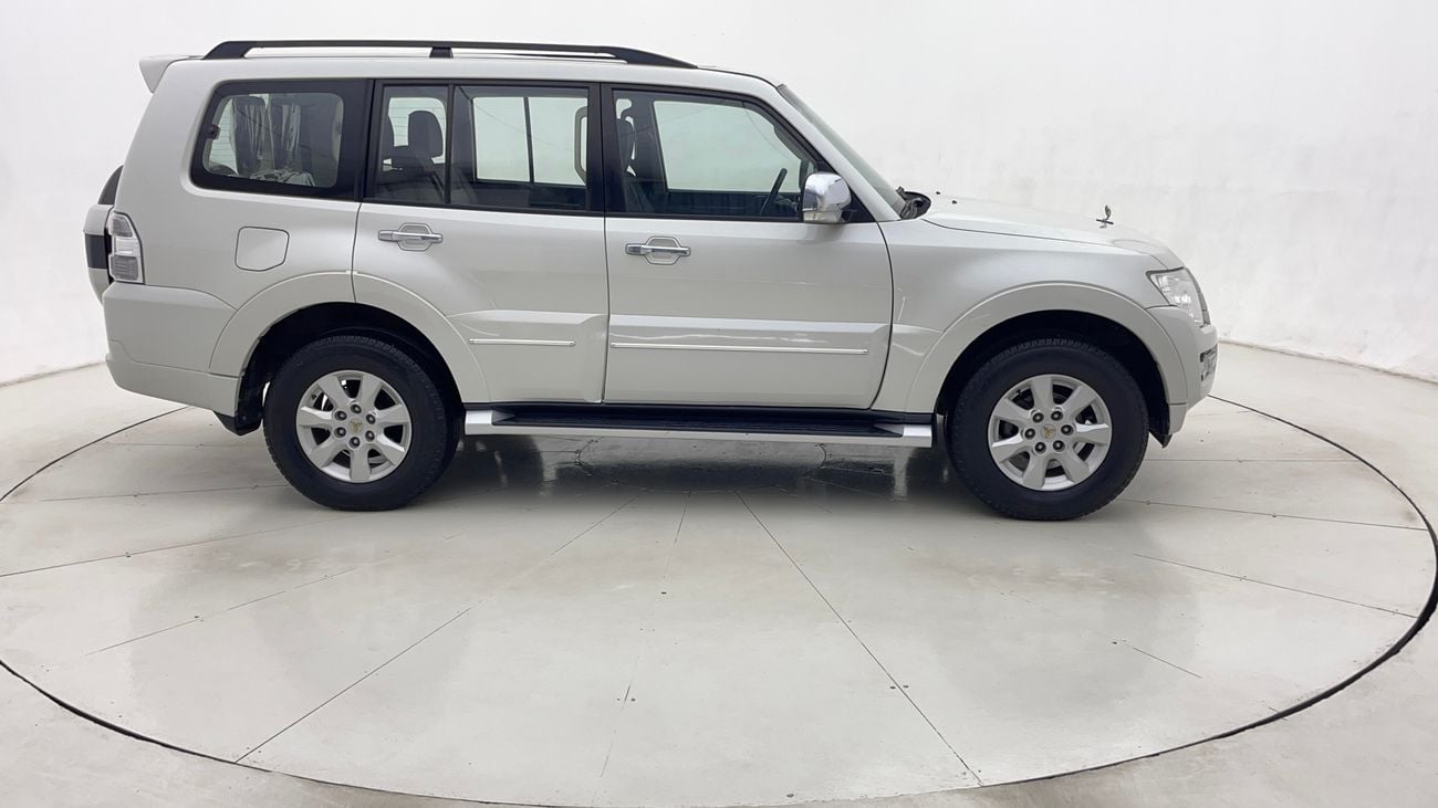 Mitsubishi Pajero GLS Highline 3.8L (274 HP) 2022 GLS HIGHLINE | AED 1222/Month | 0 DP | 30 Day Return | Warranty | Se