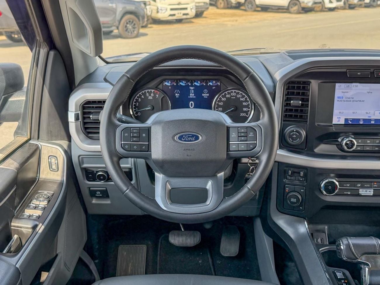 فورد F 150 XLT 3.5L (5 Seater)