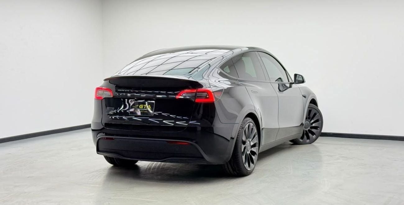 Tesla Model Y PERFORMANCE 2023 Tesla Model Y Performance, Warranty, Excellent Condition,  GCC Specs.