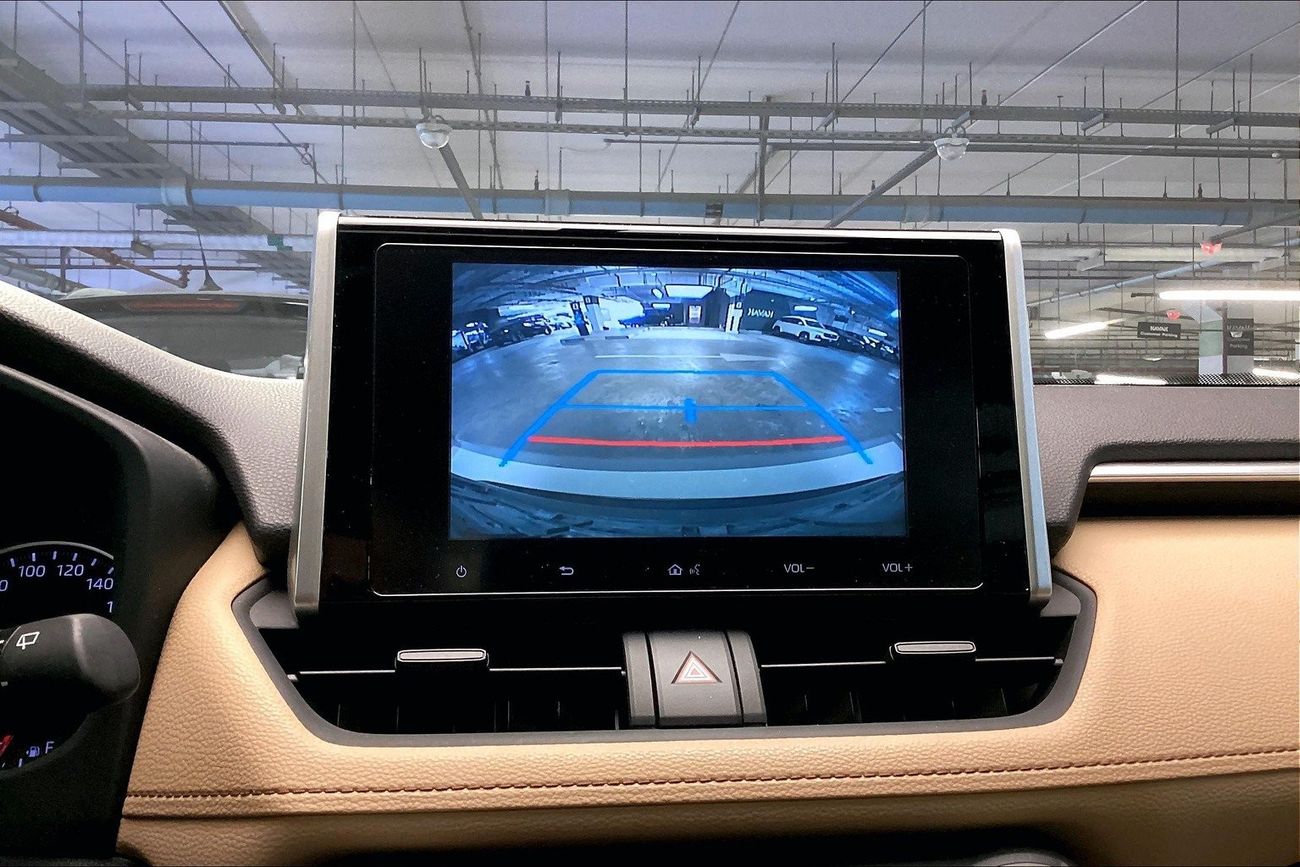 تويوتا راف ٤ VX | شامل الضمان | 0 ﺪﻔﻋﺓ ﺃﻮﻟﻯ