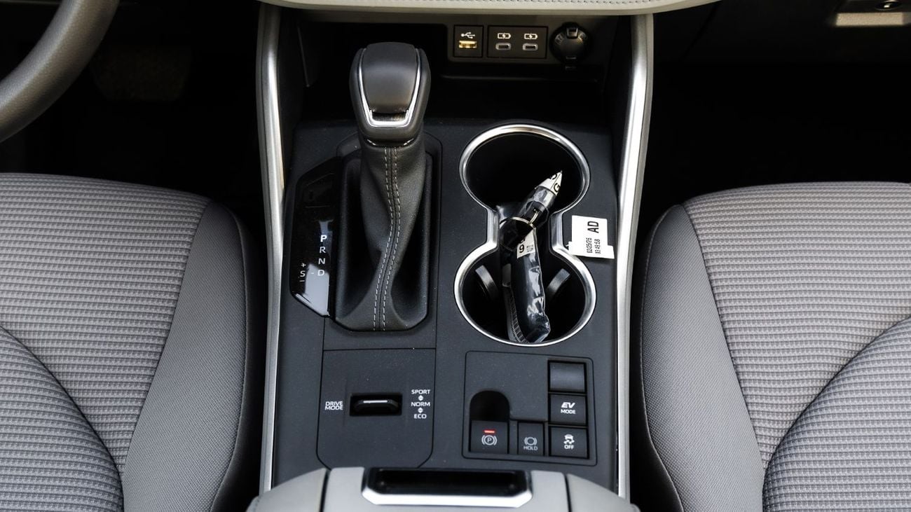 Toyota Highlander 2025 Toyota Highlander LE 2.5 AT Hybrid