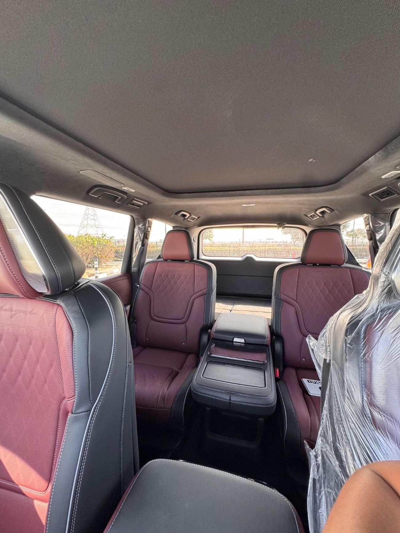 إنفينيتي QX80 Autograph Captain Chairs 3.5L