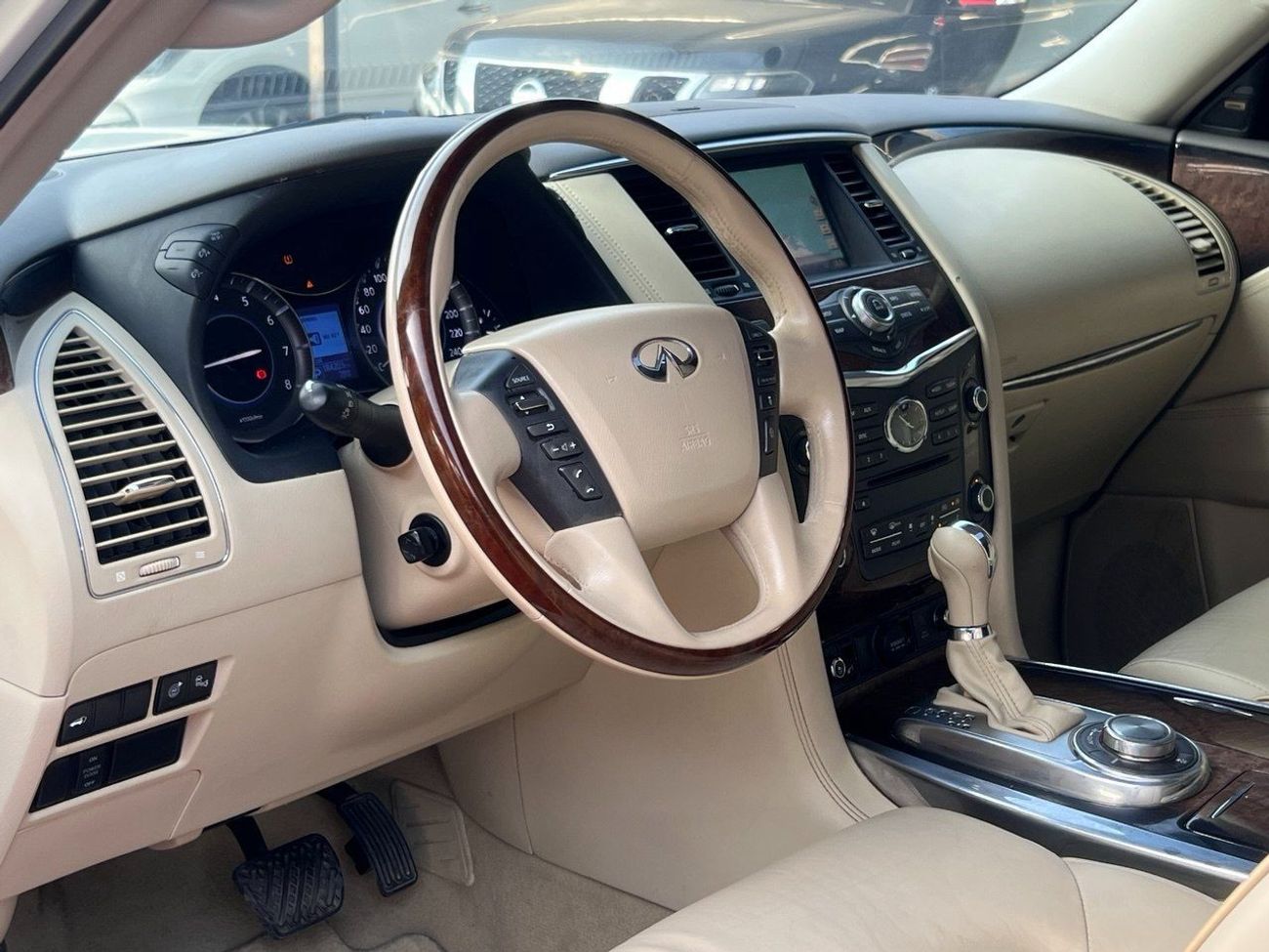إنفينيتي QX80 5.6