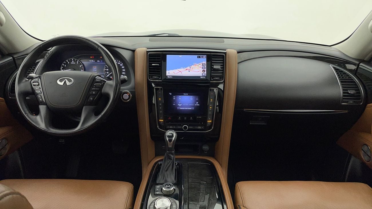 إنفينيتي QX80 LUXE SENSORY PROACTIVE BLACK EDITION 5.6 | بدون دفعة مقدمة | اختبار القيادة في المنزل