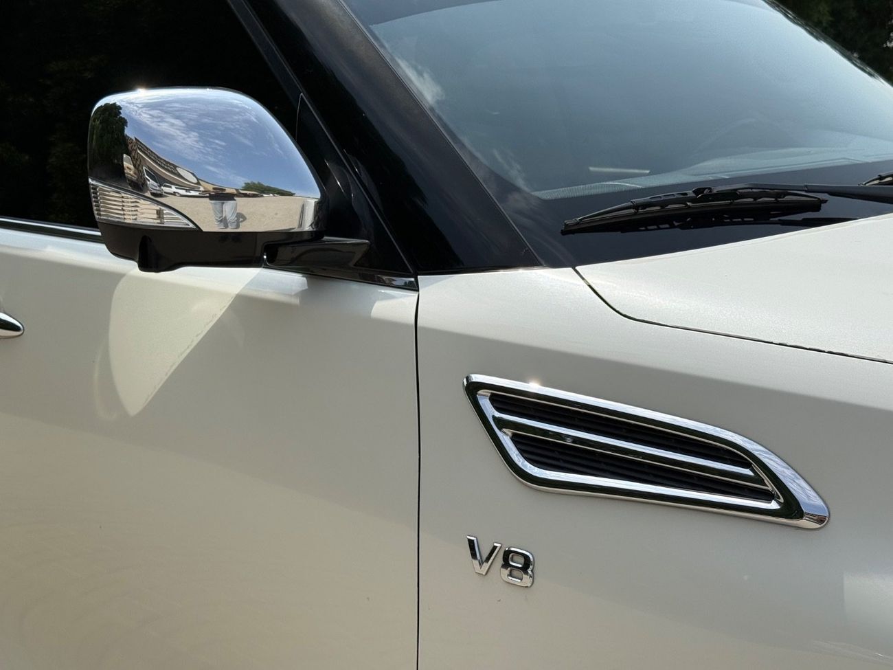 Nissan Patrol LE Platinum 5.6L نيسان باترول ٢٠١٥ بلاتينيوم ٥ كاميرات