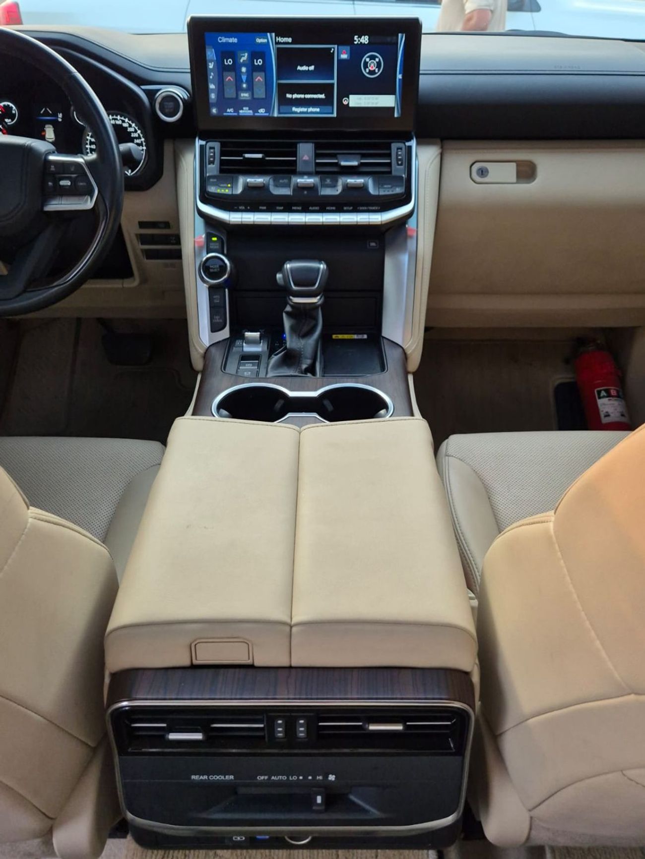 Toyota Land Cruiser GXR 3.5L TOYOTA LAND CRUISER GXR 2023 . ENGINE  3.5L/V6. TWIN TURBO